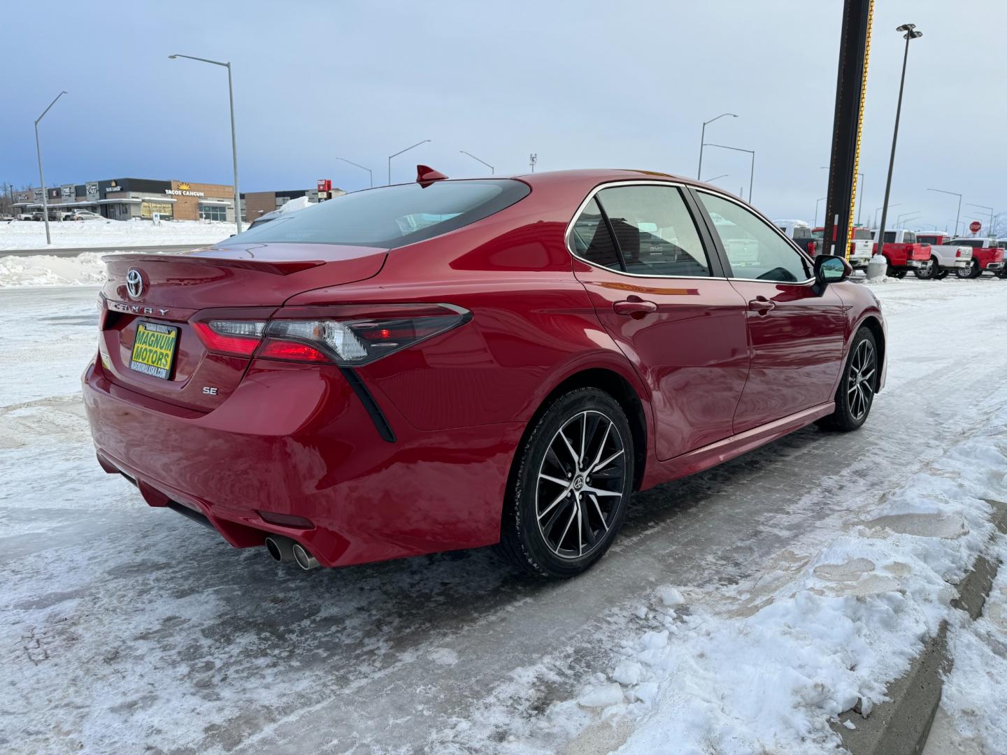 2021 Red /Black Toyota Camry SE (4T1G11AK4MU) with an 2.5L 4-Cylinder engine, located at 1960 Industrial Drive, Wasilla, 99654, (907) 274-2277, 61.573475, -149.400146 - Photo#5